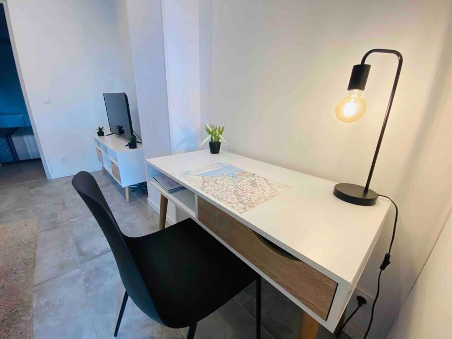 L'Escale Abbevilloise By H2C Apartment Abbeville Bagian luar foto